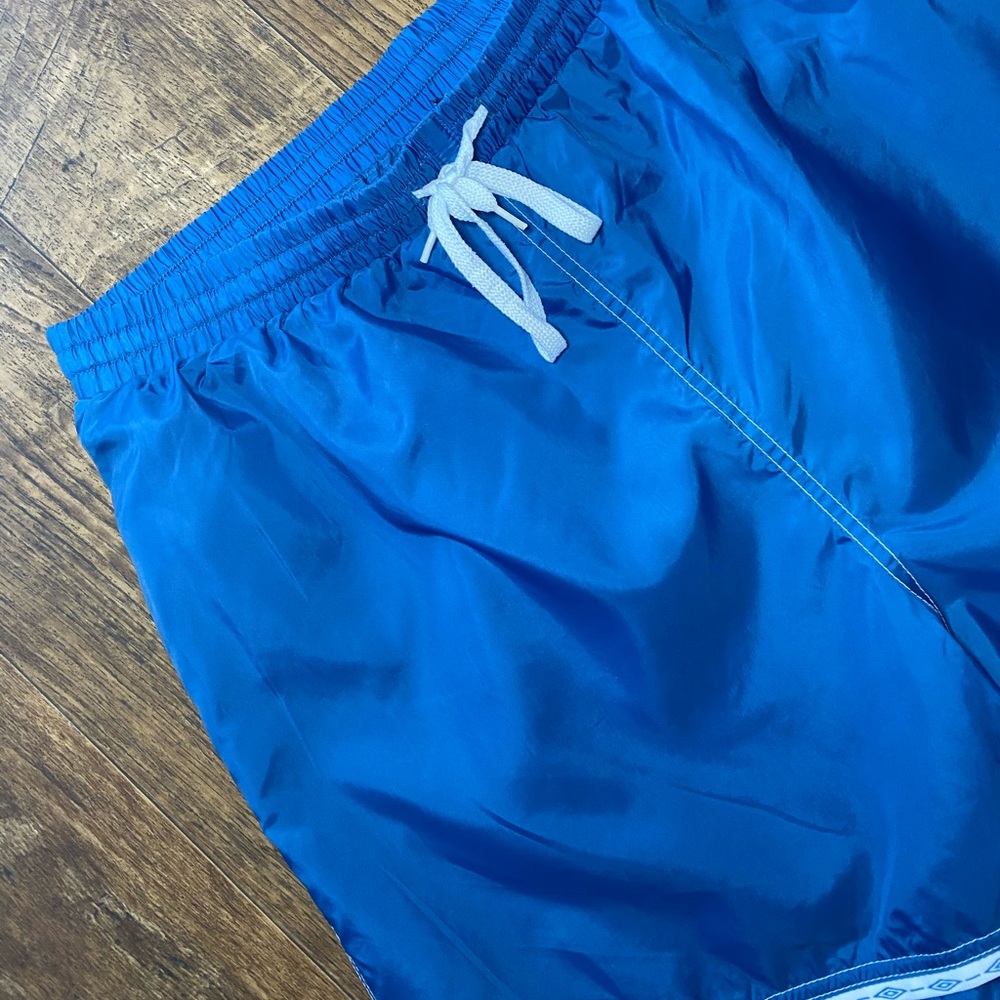 ⚽️⚽️ Vintage Umbro shorts - Picture 3 of 6
